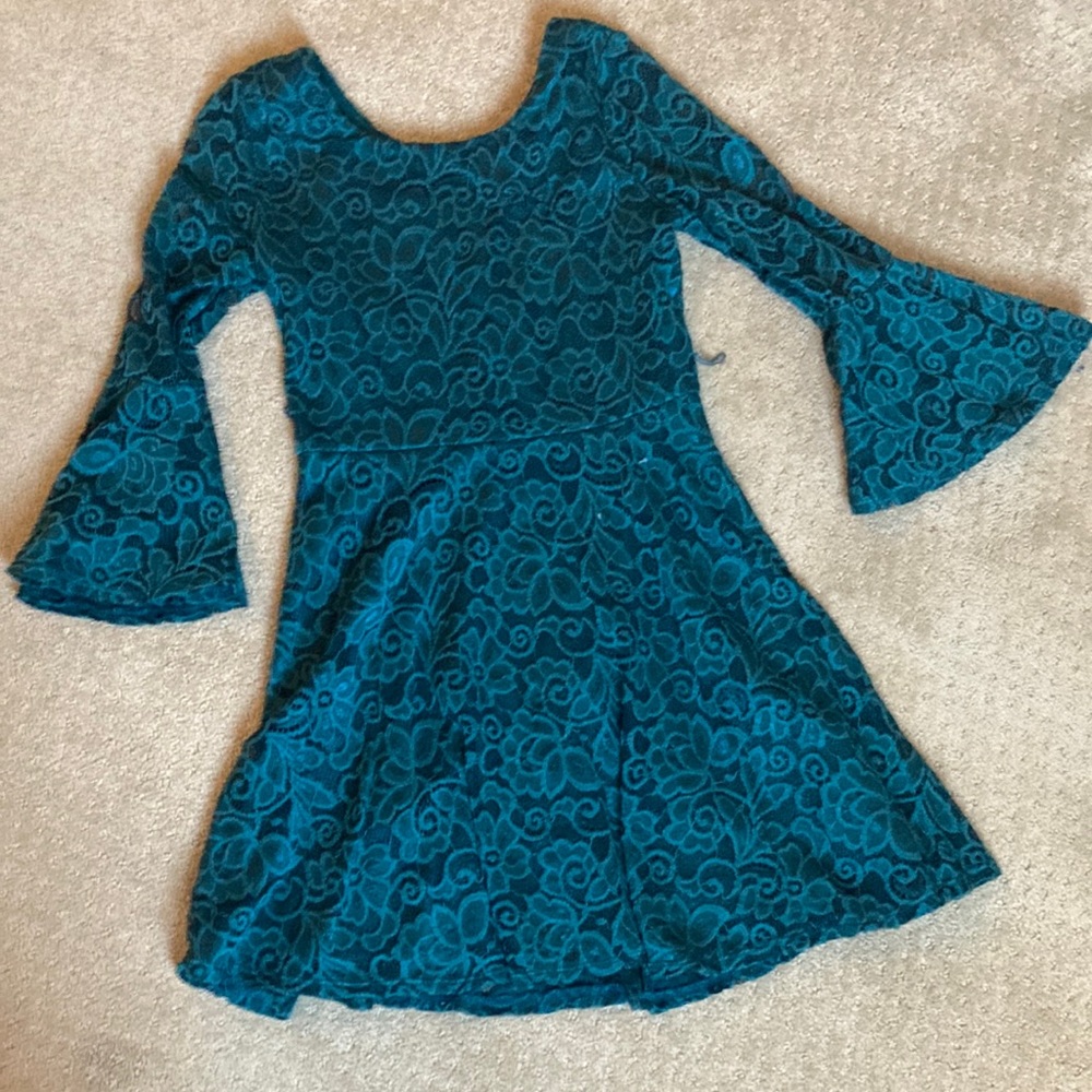 Green flowy dress